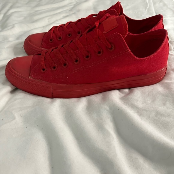 RED CONVERSE - Picture 3 of 4